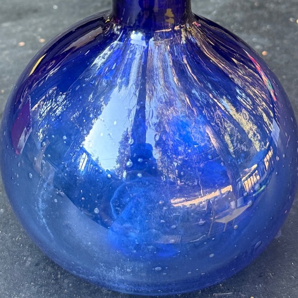 Antique Hand Blown Cobalt Blue Glass Stem / Bud Vase - Picture 3 of 5